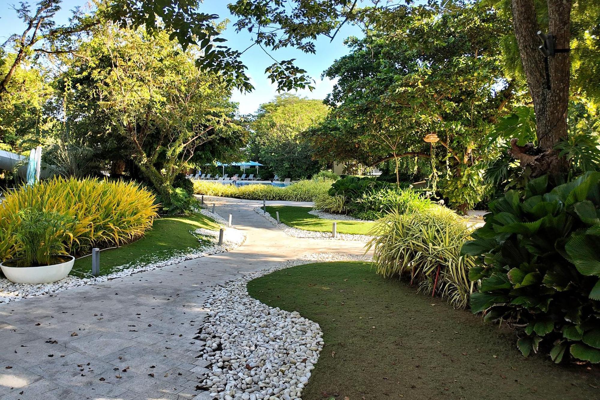 Dominiks Stylish Resort Gem Ocean View Pool Queen Bed At Tambuli 8 Floor Fast Wifi 麦克坦 外观 照片
